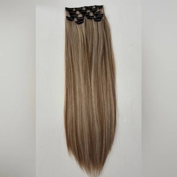 Light Brown With Light Blonde highlights Hair Extensions 24 in - Picture 7 of 7